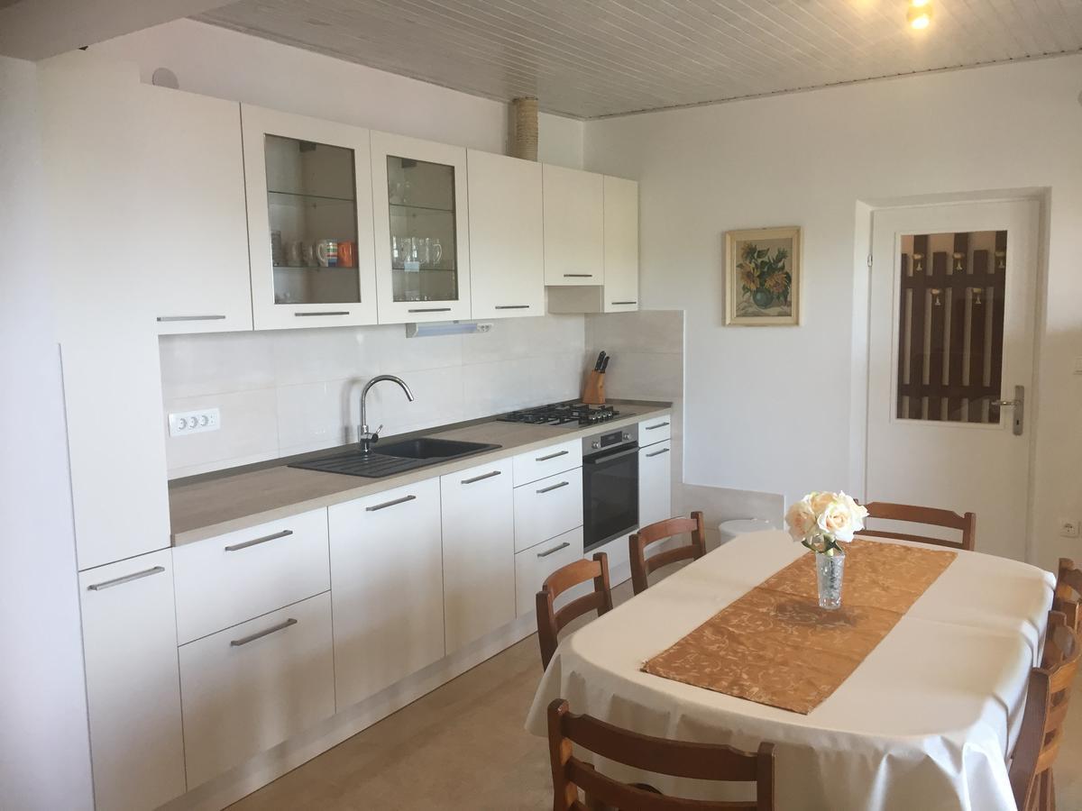 לומבארדה Apartments Danijela מראה חיצוני תמונה